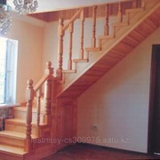 Лестницы деревянные .Изготовим лестницы из массива листвиницы из ламила бука,дубы,ореха и фанеры березовой фото