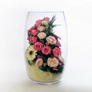 Цветы в стекле ( орхидеи и розы ) фото
