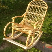Кресла-качалки плетеные из лозы фото