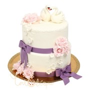 Свадебный торт два лебедя с фиолетовой лентой №676 фото