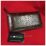 Портмоне мужские и женские из кожи питона. фото