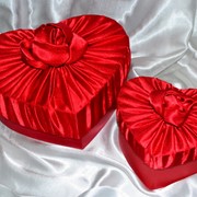 Подарочные коробки в форме сердца фото