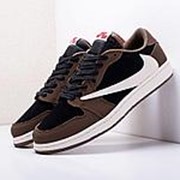 Кроссовки Nike Air Jordan 1 Low x Travis Scott фото