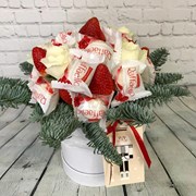 Новогодний букет в шляпной коробке Новый Год фото