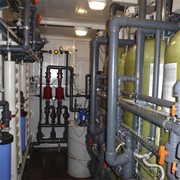 Блочно-модульные установки для водоподготовки и водоочистки в контейнерном исполнении фото