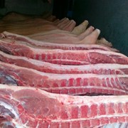 Мясо свинины полутуши охлажденное фотография