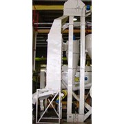 Вертикальный ленточный ковшовой транспортер (нория) от производителя. Ровно фото