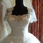 Свадебное платье белое со стразами фотография