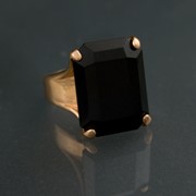 Кольцо позолоченное с черным Цирконием “Секретное оружие“ фото