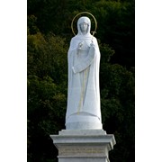 Скульптура “Святогорская Богородица“ (коелгинский мрамор 1,50x1,50x4,20), от скульптора Николая Шматько фото