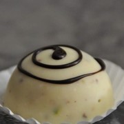Шоколадные конфеты ручной работы Говерла в белом шоколаде