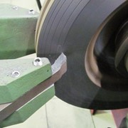 Проточка тормозных дисков и барабанов на токарном станке фотография