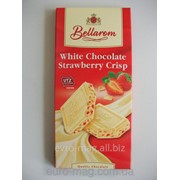 Шоколад Bellarom натуральный белый шоколад с клубникой хрустящей (3,5%), 200г